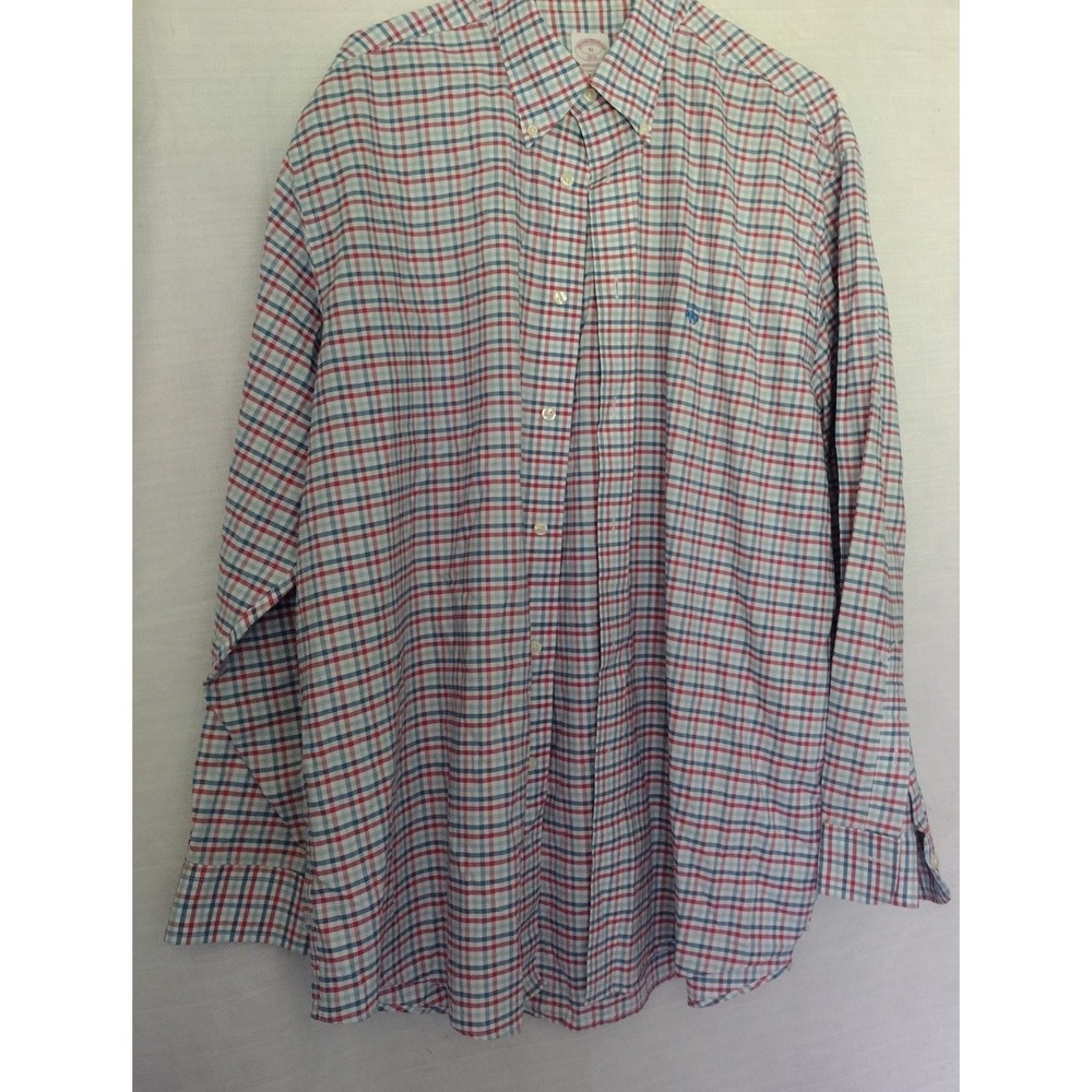 Brooks Brothers 818 men Stripe Dress Shirt Button Down XL Embroidered Logo